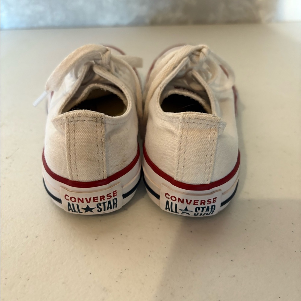 Classic white Converse - Picture 2 of 4